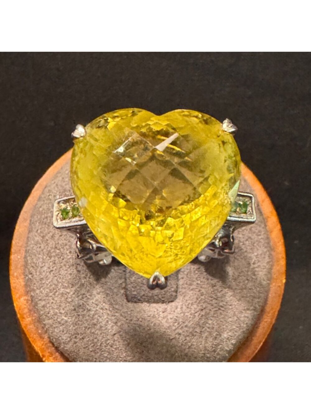 Sterling Silver 925 Heart Shape Yellow Quartz Peridot Statement Ring Size 8.25